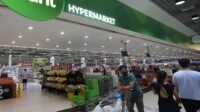 supermarket giant