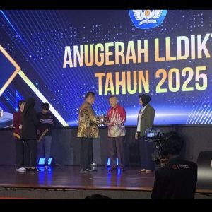 Anugerah LLdikti IX untuk Polimarim (2)
