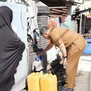walikota appi cek distribusi air ke lorong3